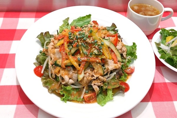NEW豚肉のサラダしゃぶしゃぶピリ辛ゴマソース 600×450.jpg